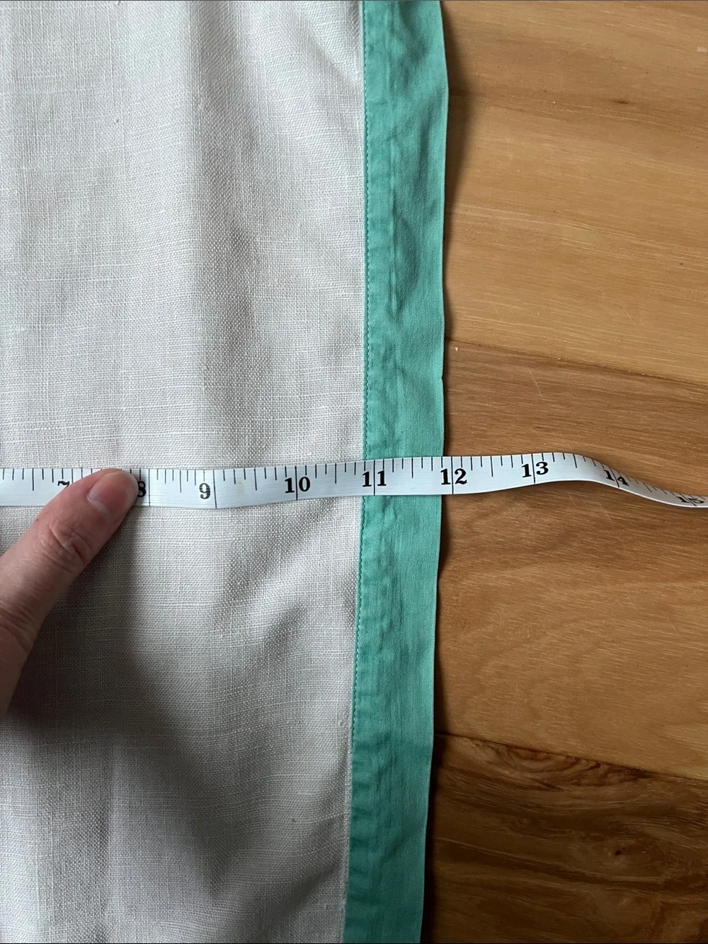 Linen Table Runner - Picture 4 of 5